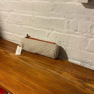 Hearth & hand cosmetic bag